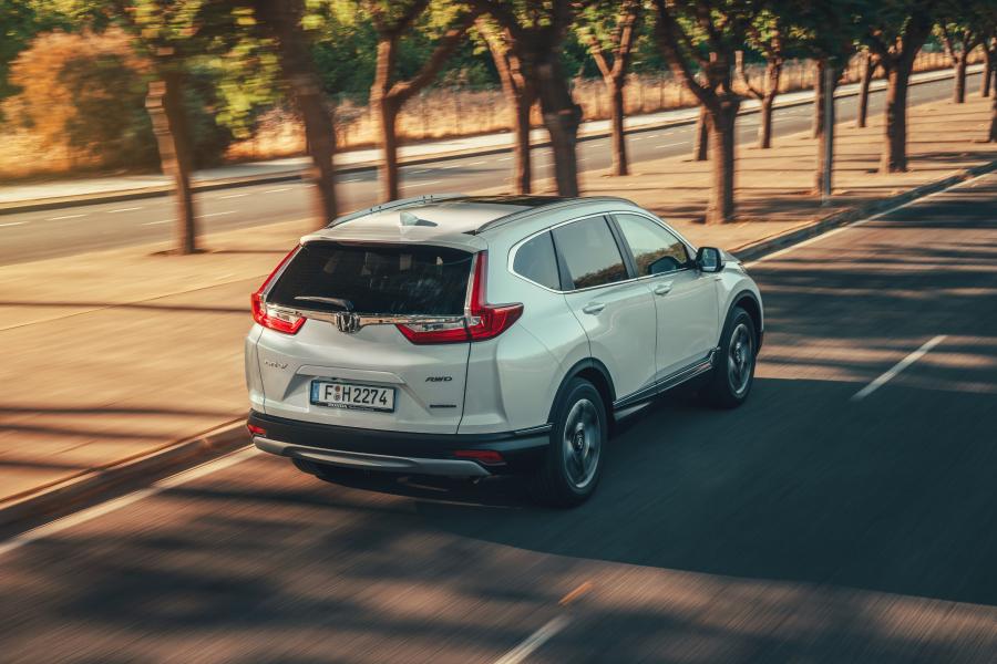  Honda CR-V Hybrid 2018 года  (EU) (фото 18 из 56)